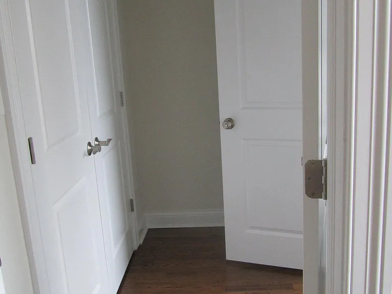 6751 N Sheridan Rd #10 — Photo 4