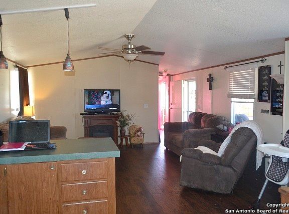 5th image of 687 Panther Hollow Dr