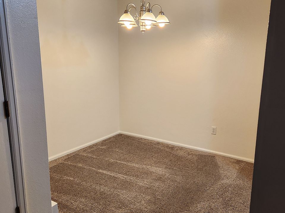 Dining area off of kitchen and living room.