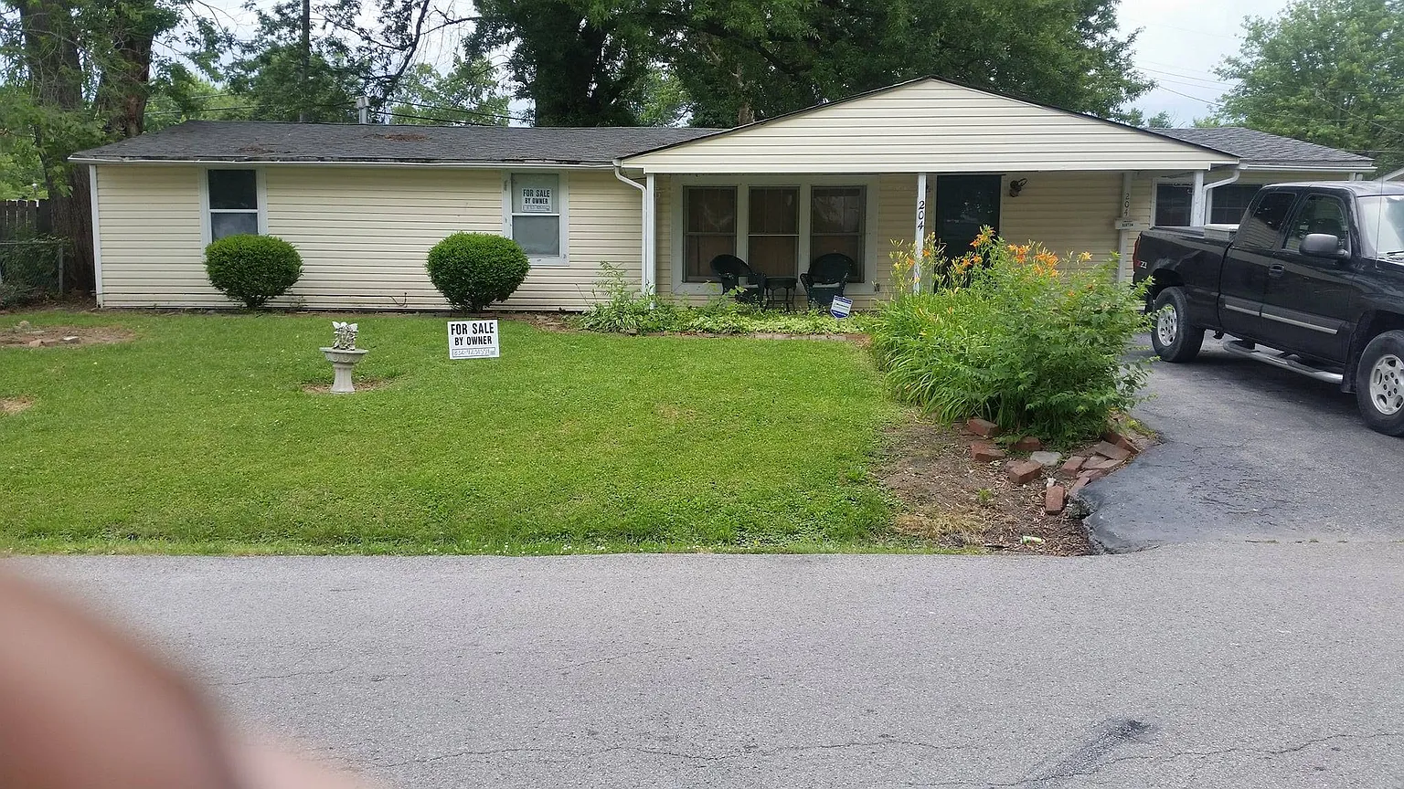 204 Saint Christopher Dr photo 1