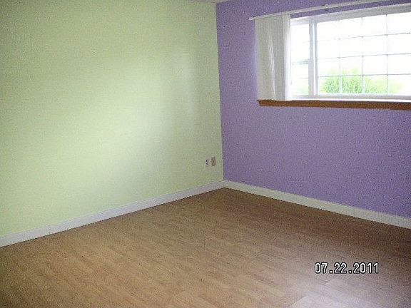 3rd image of 1935 Teakwood Dr