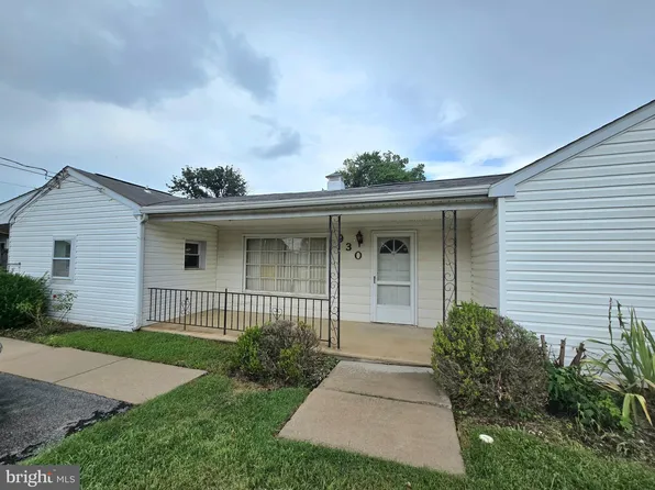 930 Hammonds Ln, Baltimore, MD 21225