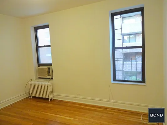 Rented by Bond New York | media 26