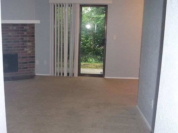2nd image of 10021 SE 235th Pl