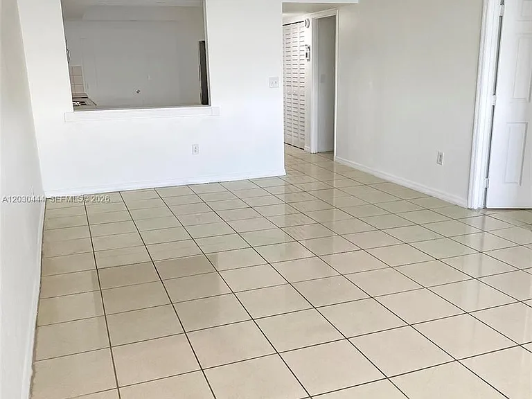 1301 NE Miami Gardens Dr #702W — Photo 6