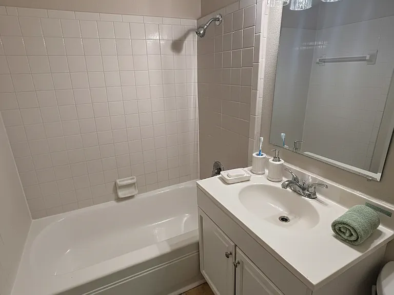 3415 Town Country Ave #B5 — Photo 5