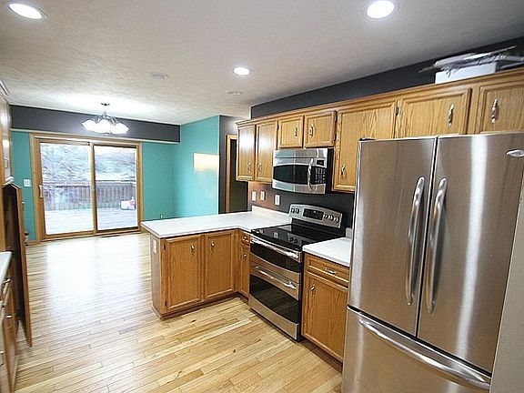 3rd image of 13088 Huntington Chase
