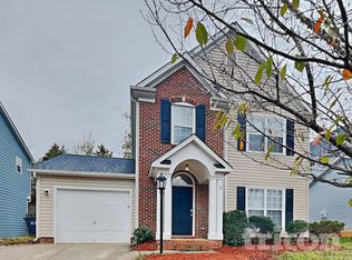 10419 Battle Ct, Charlotte, NC 28215