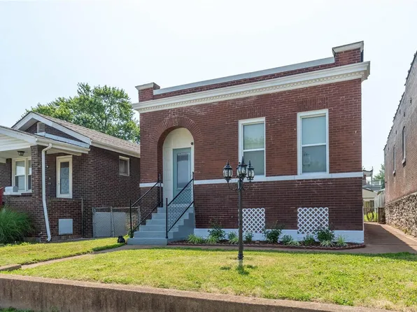 8110 Pennsylvania Ave, Saint Louis, MO 63111