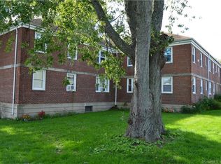 743 Canaan Rd APT 16, Bridgeport, CT 06610