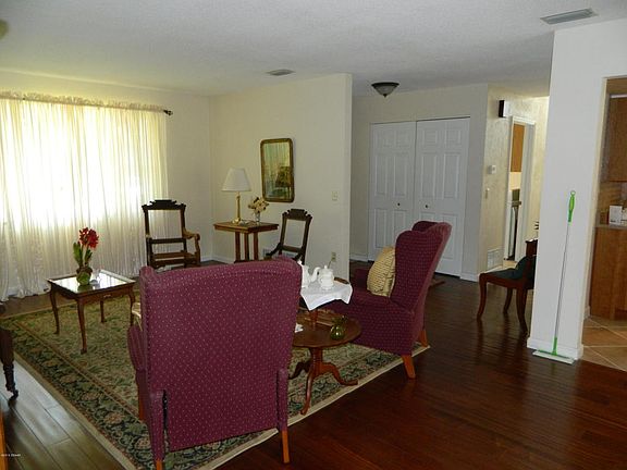 5th image of 20 Heather Ln