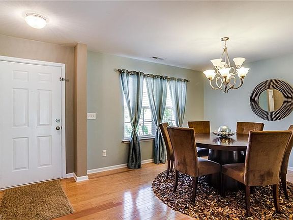2nd image of 3630 Sweet Birch Dr