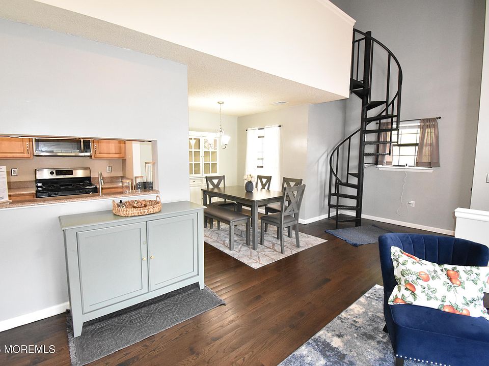 1st image of 603 Bromelia Court