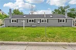 64 Curwood Ct — Photo 1