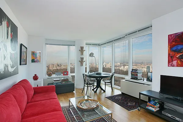 Rented by Corcoran | media 10