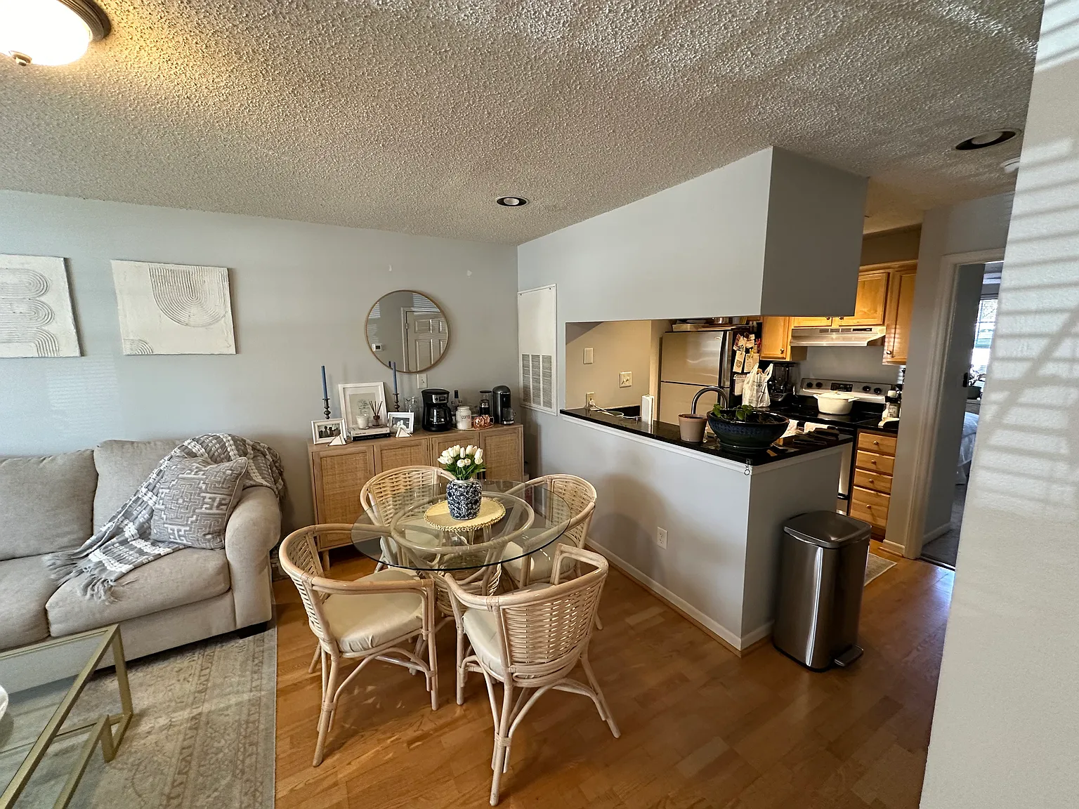 1 bed, 560 sqft, $1,625 — Photo 4
