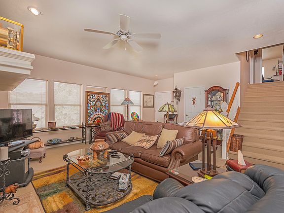 4th image of 1445 Sierry Peaks Dr