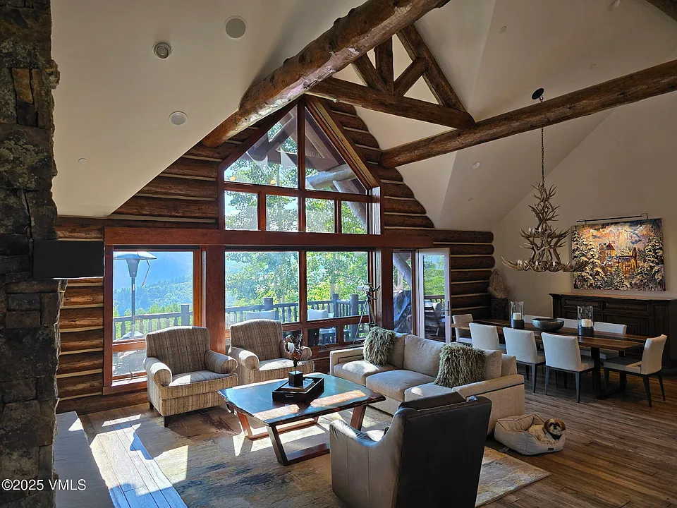 50 Horizon Ln
