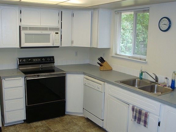 4th image of 762 118th St S