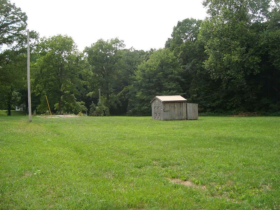 2nd image of 752 E Us Highway 50