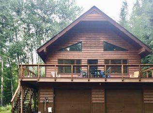 860 Chena Hills Dr, Fairbanks, AK 99709