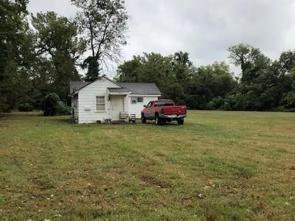 3818 Shell Rd, Hampton, VA 23669