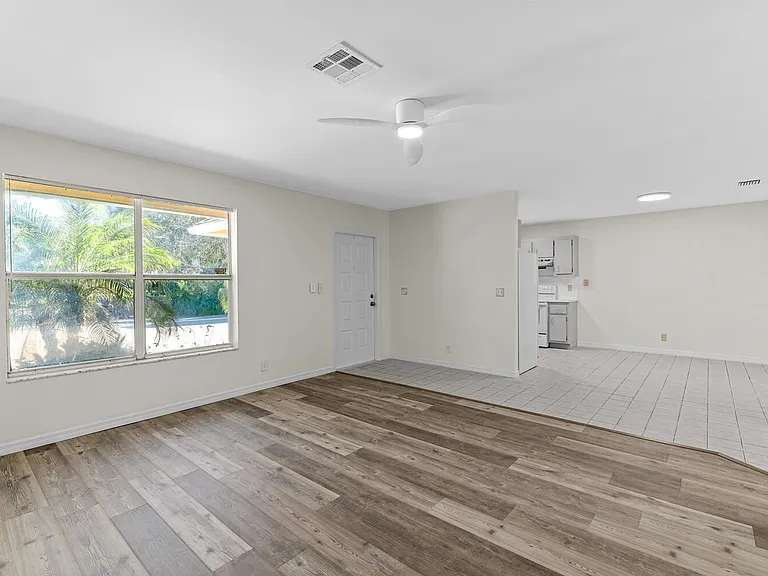 13868 York Ct #C — Photo 5