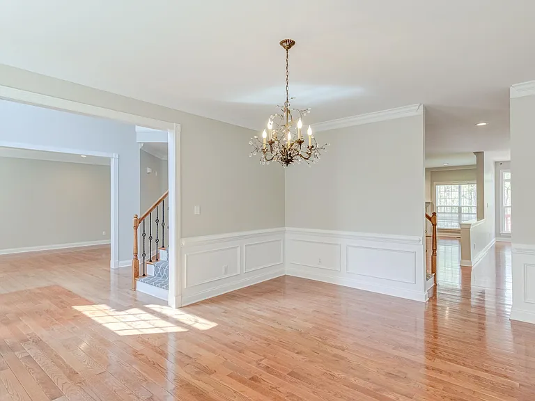 2041 Jadewood Dr — Photo 16
