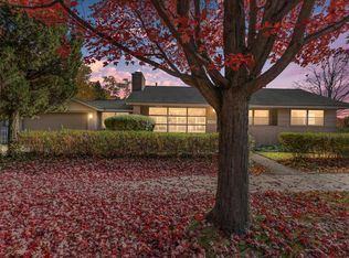 1823 Bradford Rd, Birmingham, MI 48009