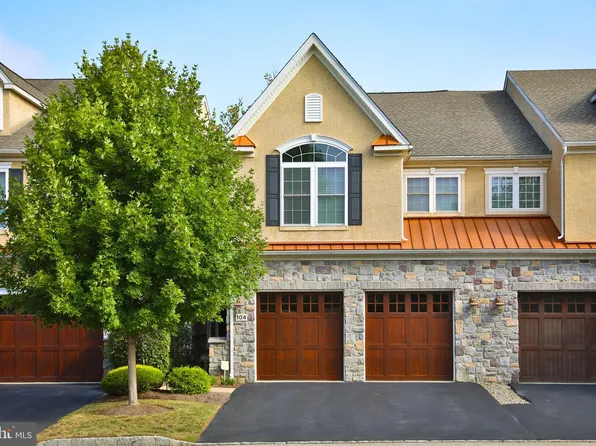 104 Carriage Ct, Plymouth Meeting, PA 19462