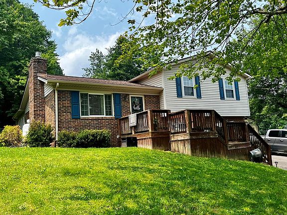 2nd image of 230 Briarwood Dr