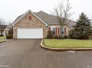 6950 Salon Cir, Dayton, OH 45424