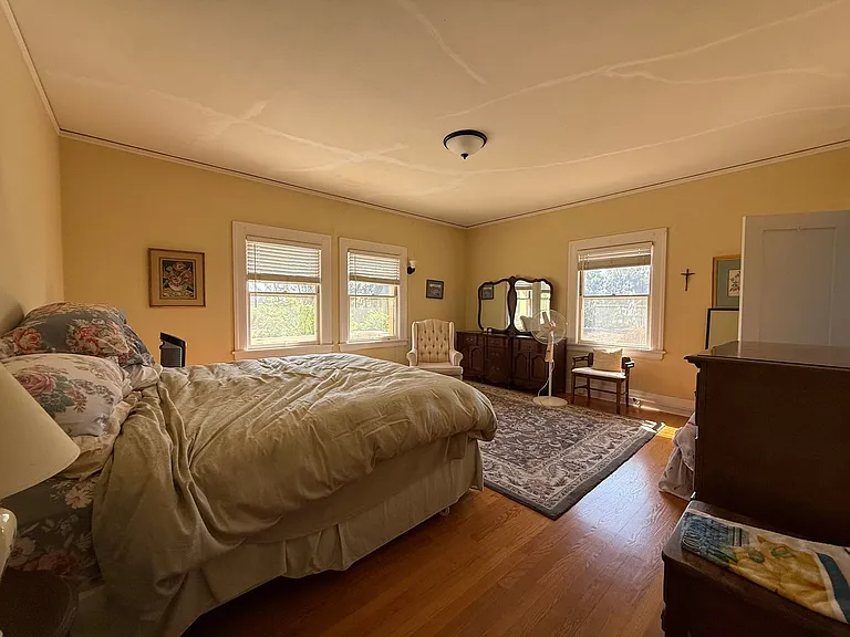 4645 Walnut Ave — Photo 17