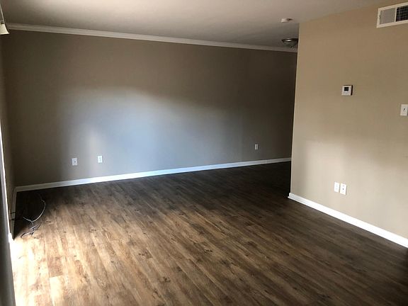 4th image of 5046 Meandering Ln APT D