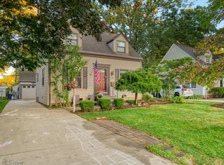 543 Kenilworth Rd, Bay Village, OH 44140