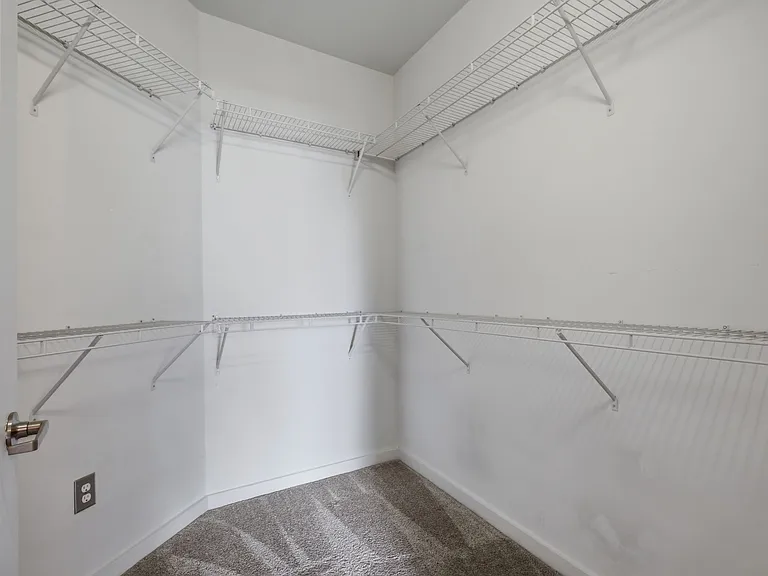 3000 Vanderbilt Pl #445 — Photo 24