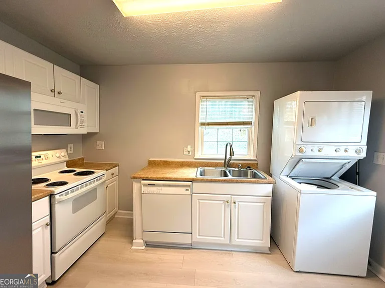 1624 Terry Mill Rd SE — Photo 5