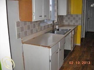3rd image of 28834 Townley Ave