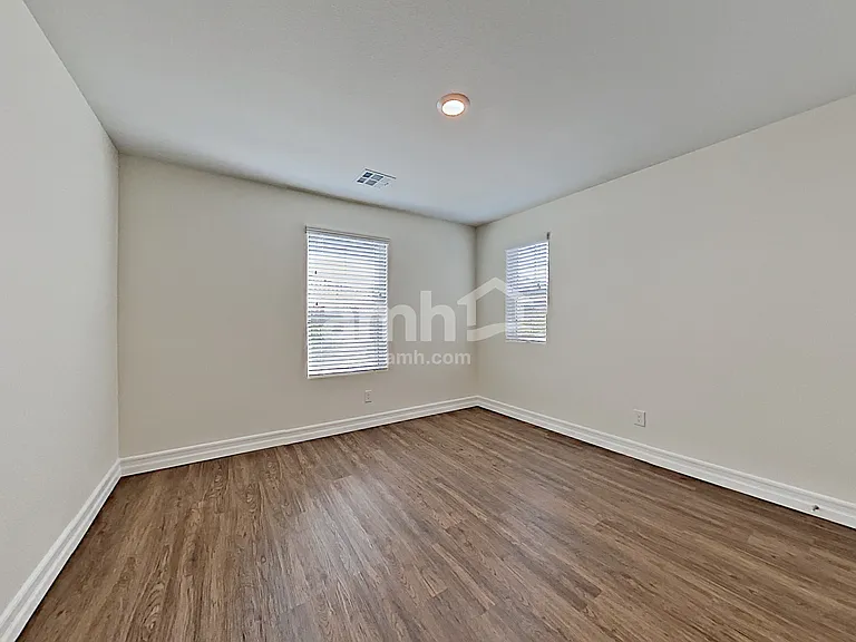 10474 Marias St — Photo 15