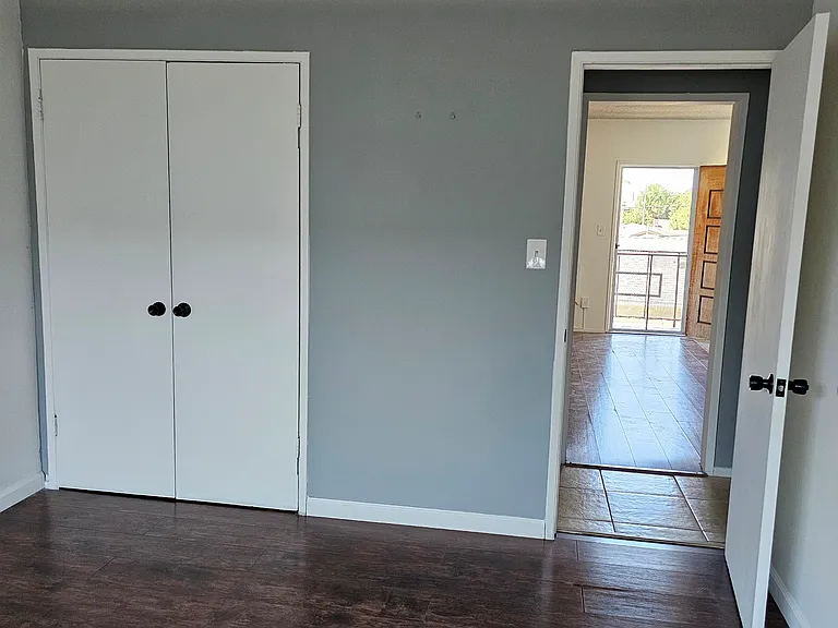 1363 E Acacia Ave #7 — Photo 5