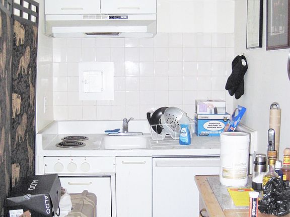 5th image of 5 Tudor City Pl APT 837