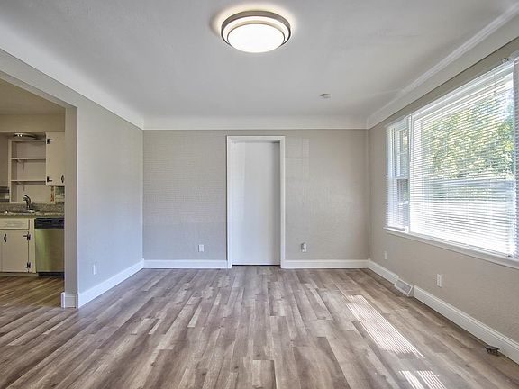 2nd image of 141 Shiloh Heights Dr