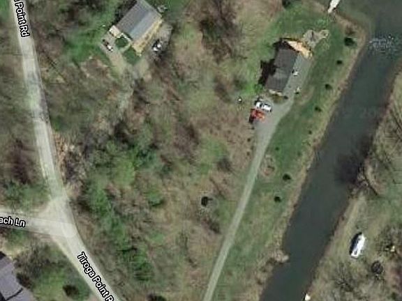 3rd image of Tiroga Beach Ln