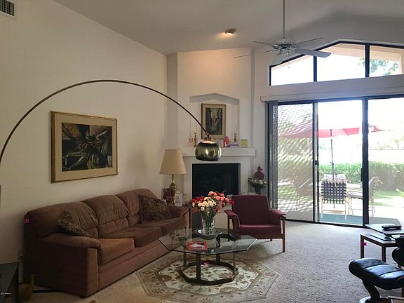 Shel family room