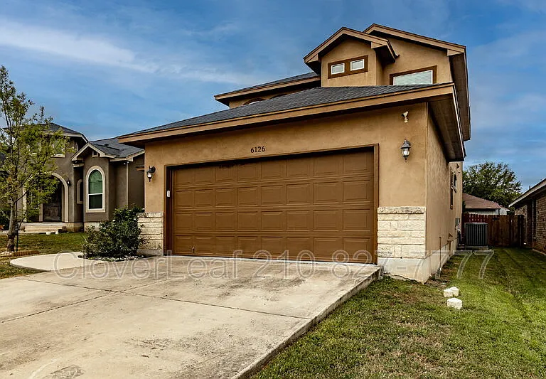 6126 Lowrie — Photo 3