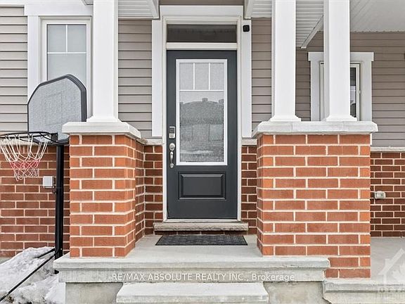 2nd image of 235 Billrian Cres
