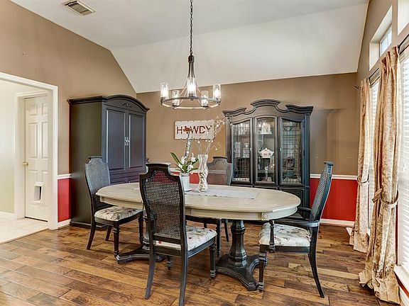 5th image of 14123 Sherburn Manor Dr