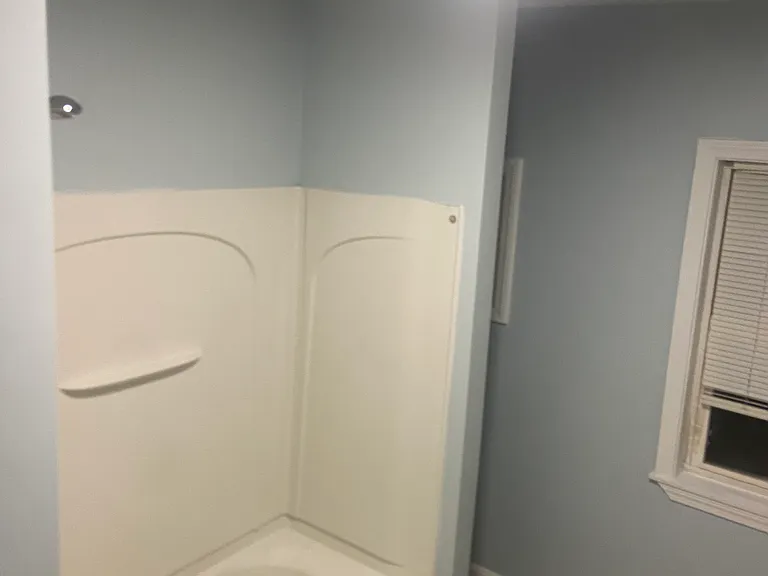 196 Collette St #4 — Photo 7