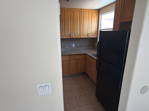 3rd image of 2010 Cavallo Rd APT 1