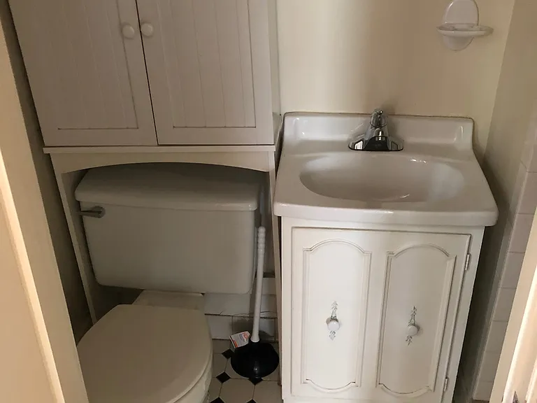 Bathroom off large bedroom